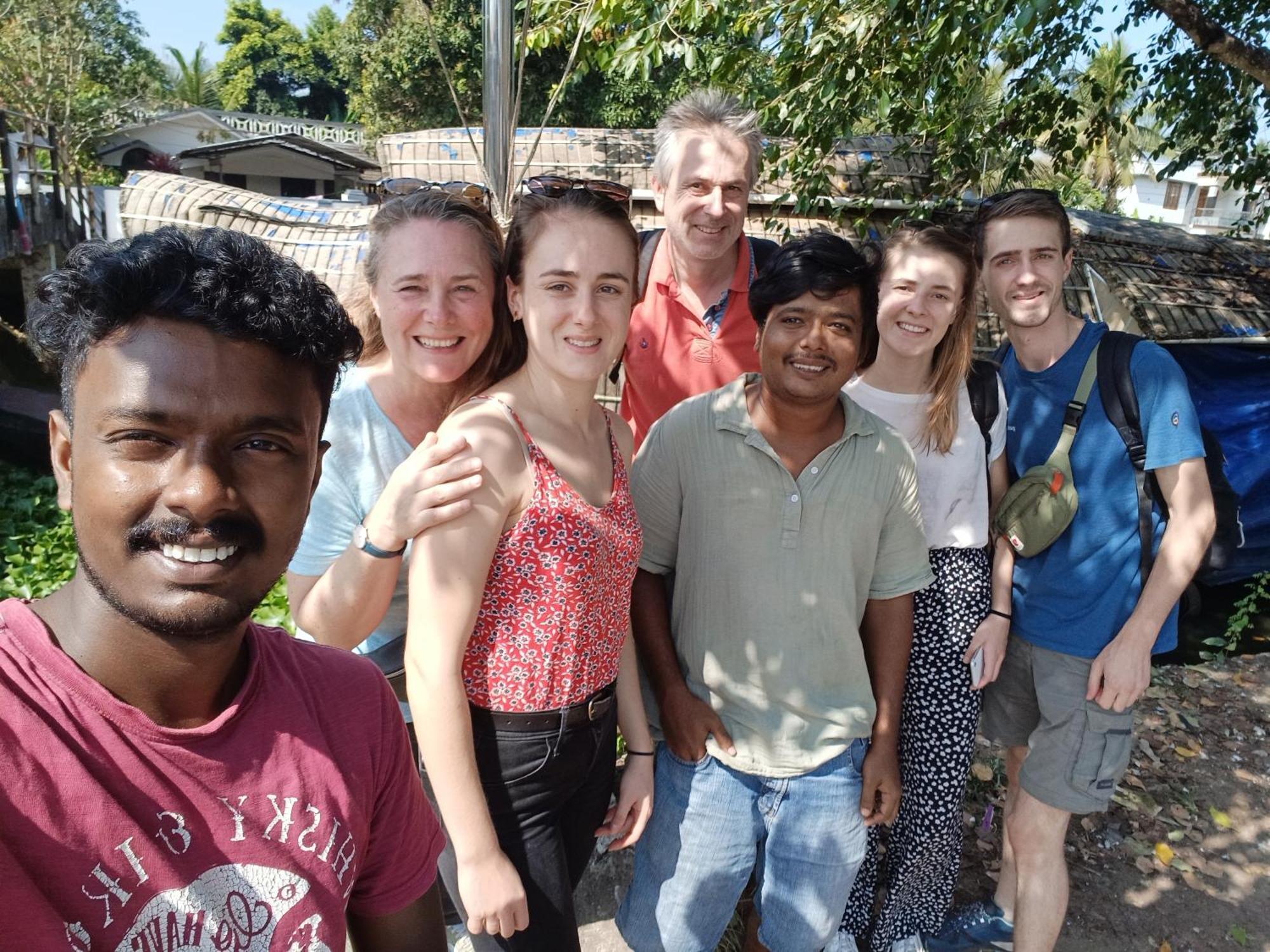 Paddy N Canal Homestay Alappuzha エクステリア 写真