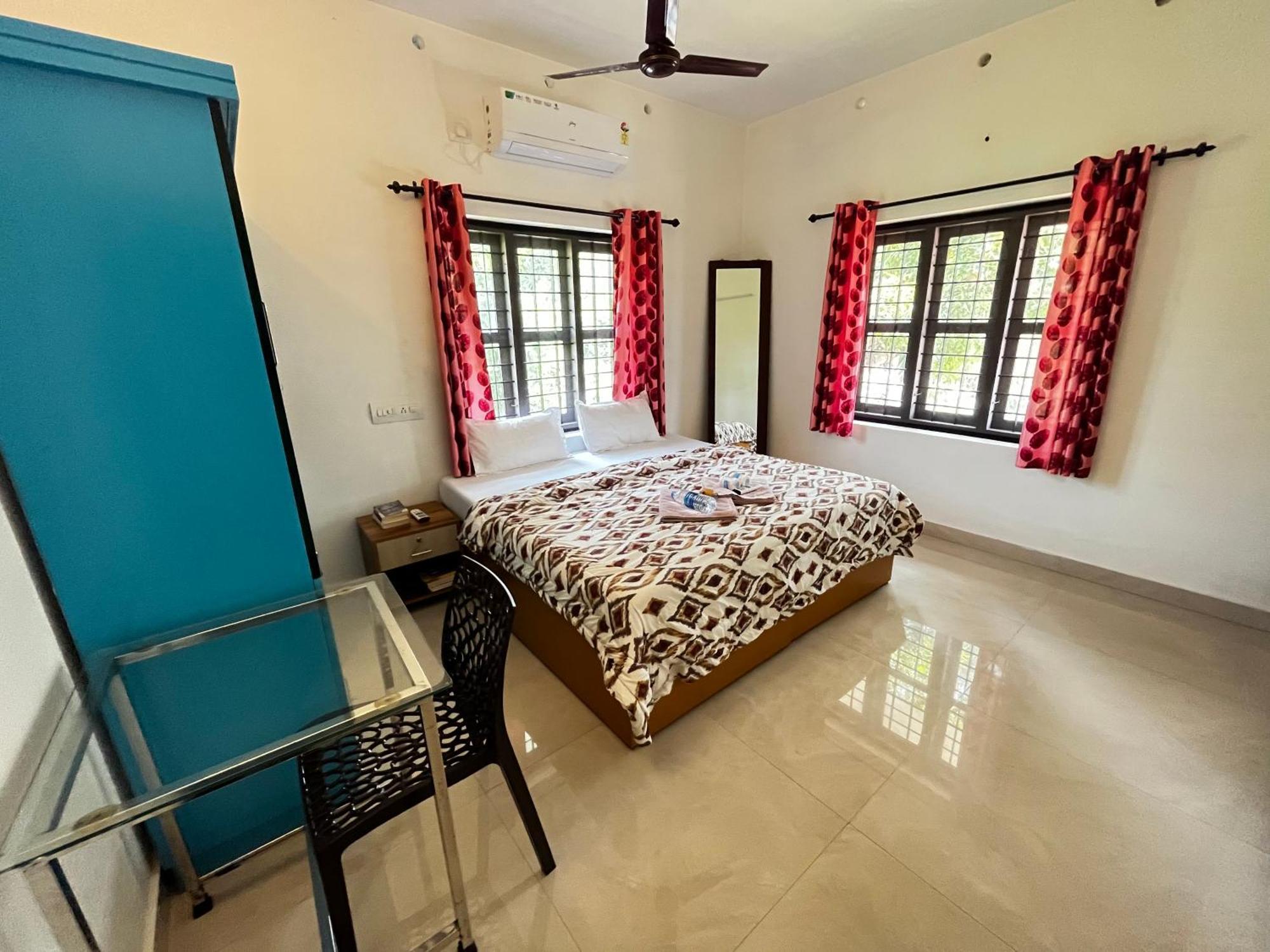 Paddy N Canal Homestay Alappuzha エクステリア 写真