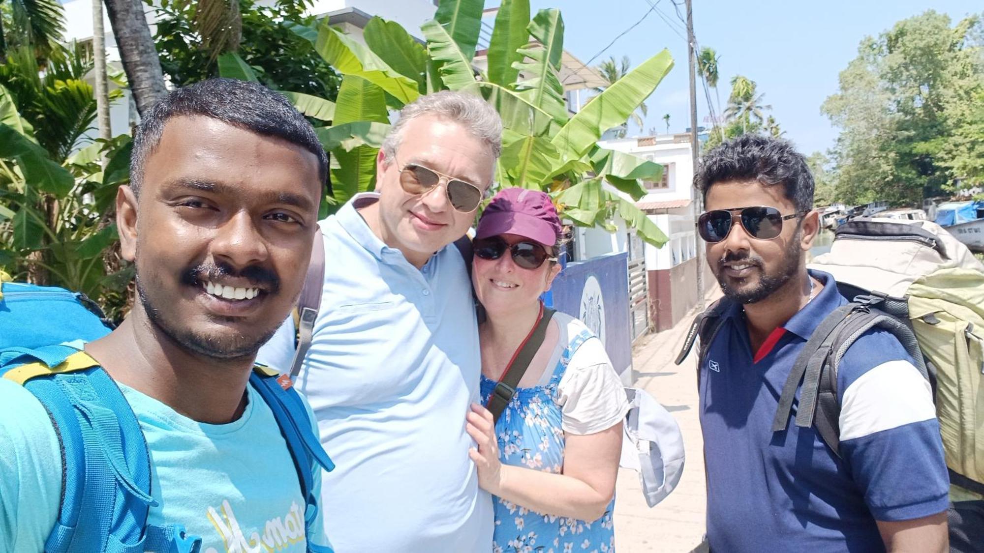 Paddy N Canal Homestay Alappuzha エクステリア 写真